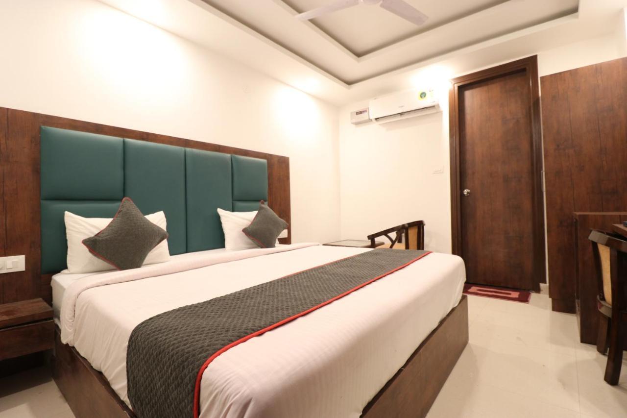 Hotel Krone A Family Hotel Near Igi Airport Delhi Nueva Delhi Exterior foto
