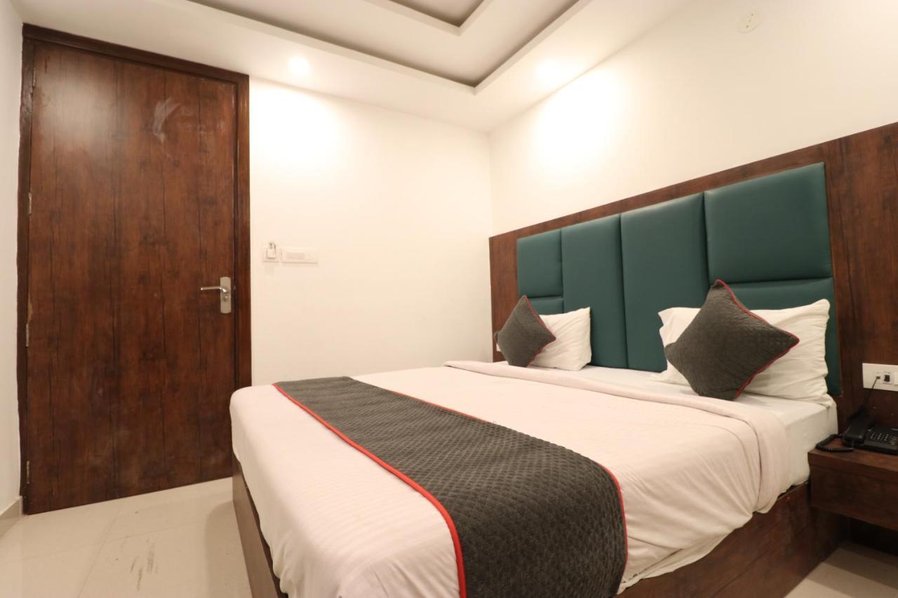 Hotel Krone A Family Hotel Near Igi Airport Delhi Nueva Delhi Exterior foto
