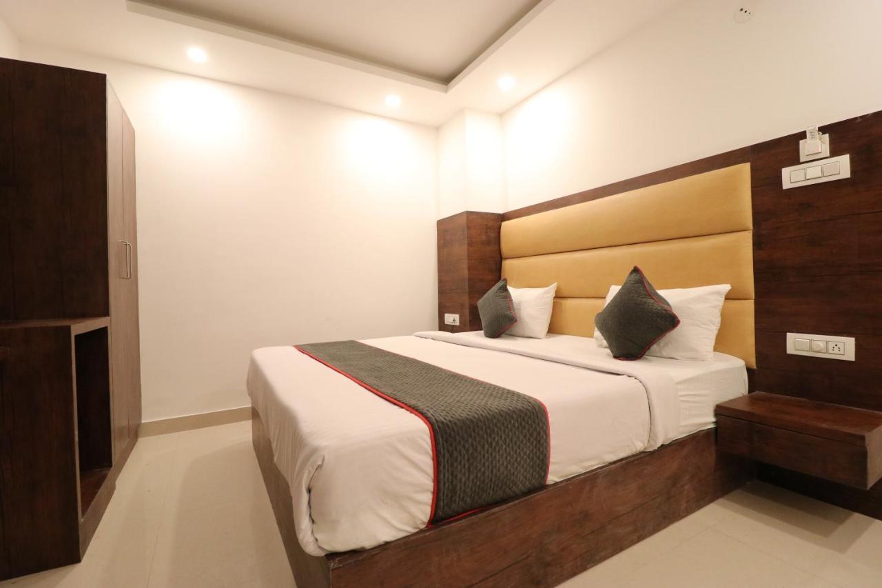 Hotel Krone A Family Hotel Near Igi Airport Delhi Nueva Delhi Exterior foto